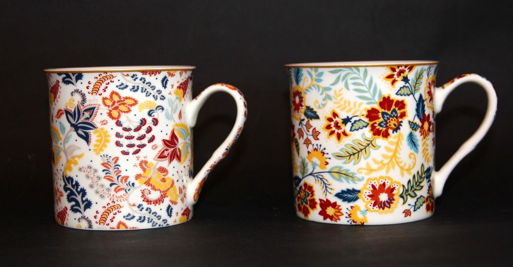 Lot de 2 Mugs Athmosph&egrave;re Easy Life. Jamais utilis&eacute;s.
Electroménager