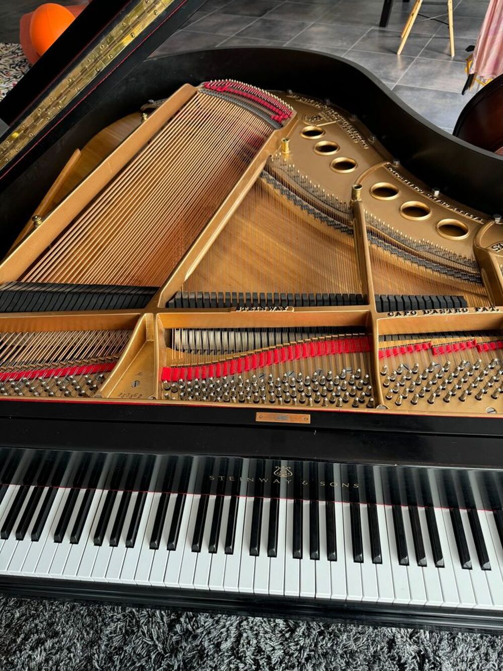 Piano Steinway &amp; Sons (Mod&egrave;le M) Instruments de musique