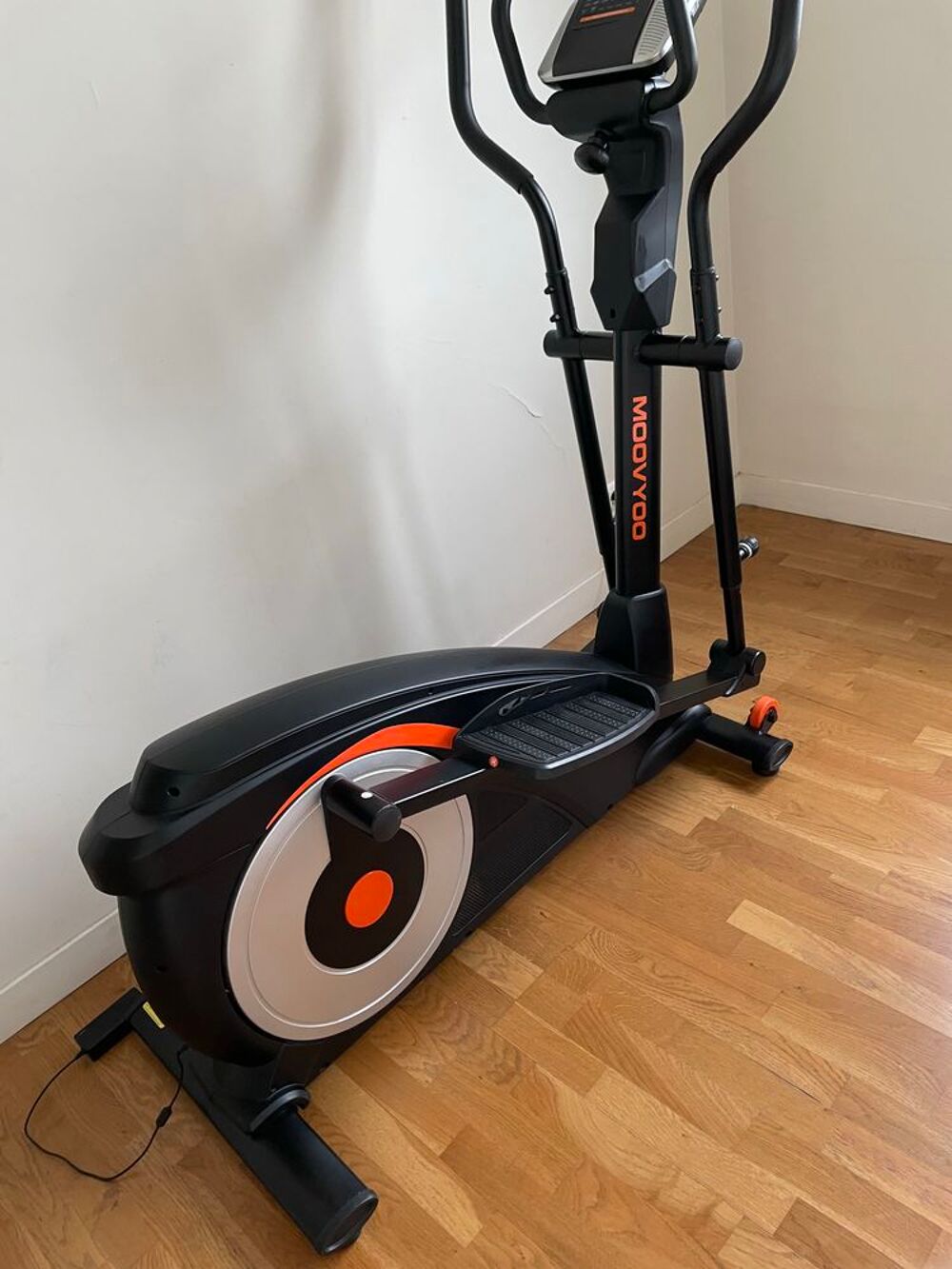 v&eacute;lo elliptique mooveo krypton Sports