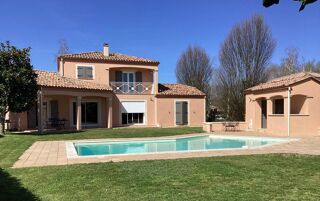  Maison  vendre 6 pices 136 m