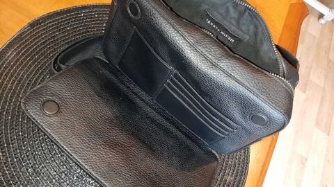 sacoche Tommy Hilfiger 40 Vienne (38)
