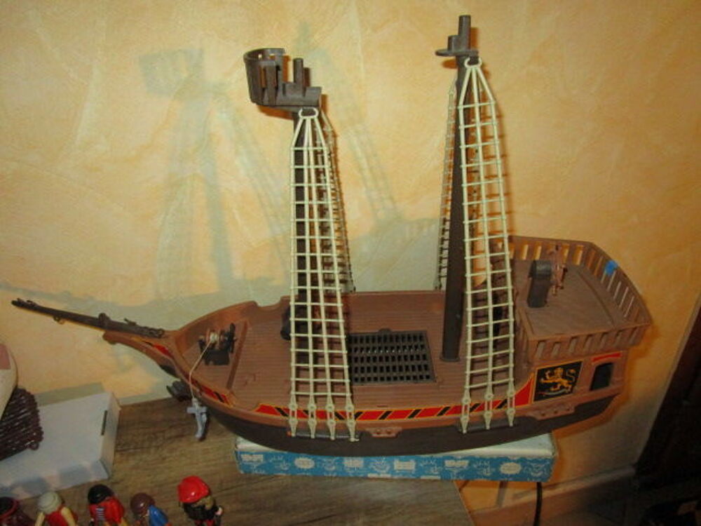 LOT VIEUX BATEAUX PIRATE PLAYMOBIL+ACCESSOIRES LOT JU28D Jeux / jouets