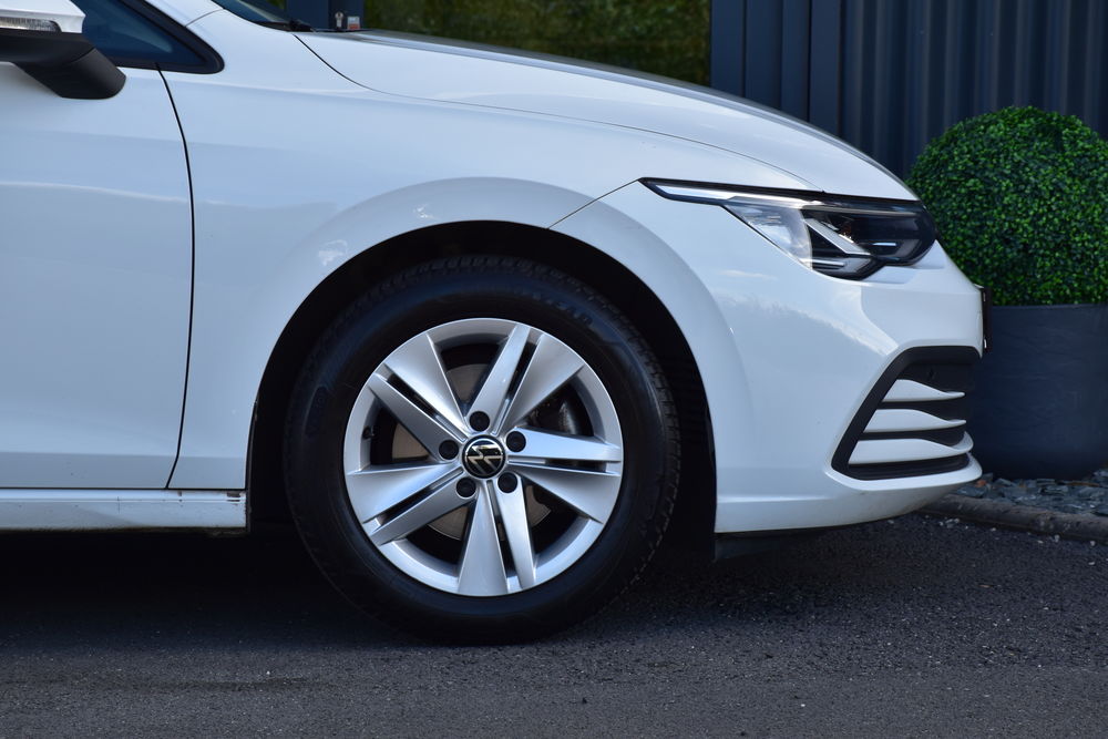 Golf SW 1.0 eTSI OPF 110 DSG7 Life Business 2023 occasion 56300 Pontivy