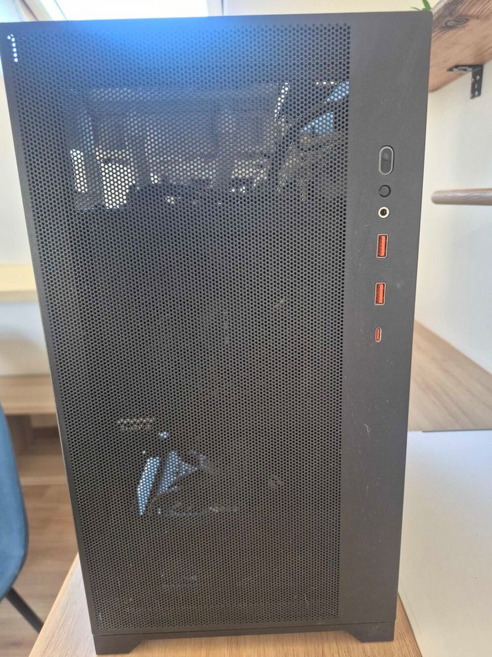PC Gamer + &eacute;cran 34" Haut de Gamme RTX 4080 SUPER / Ryzen 9 7900X / 64 Go DDR5 / 4 To NVMe Matériel informatique