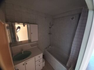 Appartement à louer 5 pièces 68 m²