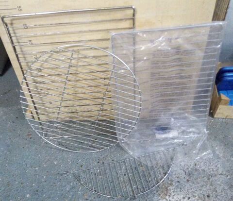 Lot grille barbecue, four sur Amiens Rivery.15 € 15 Amiens (80)
