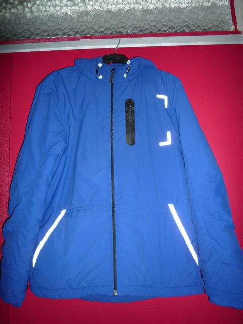 Parka  J.B.C.  15 Roncq (59)