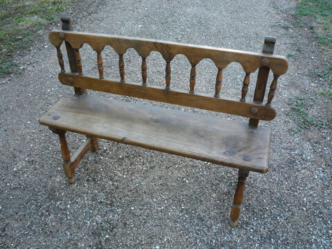 Banc néo médiéval/chapelle /cantou (G) 125 Castres (81)