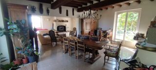  Maison  vendre 8 pices 260 m