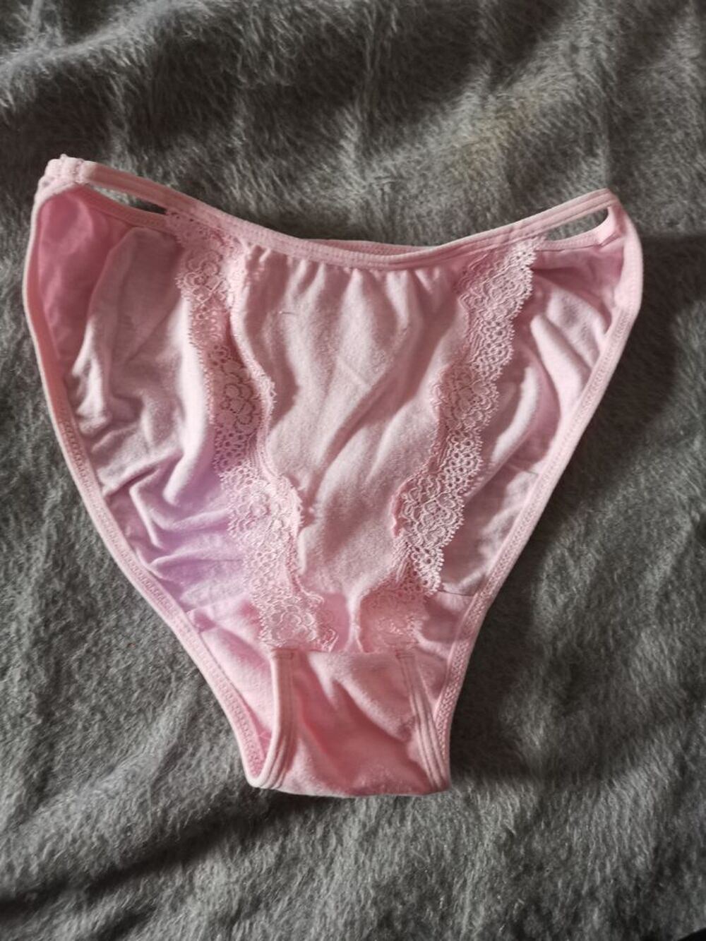 Culotte rose sans marque, taille 34/36, neuve, jamais port&eacute; Vtements