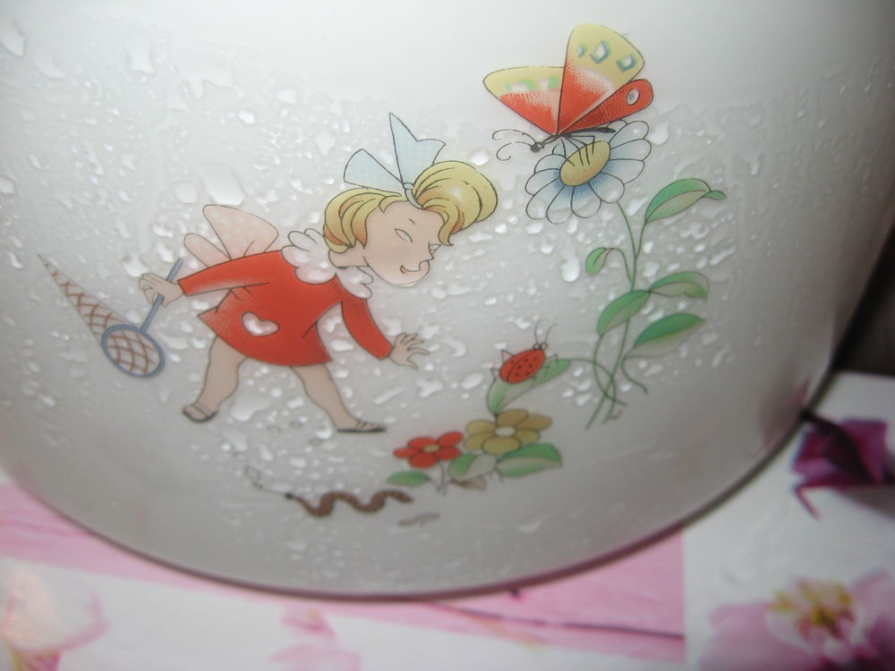 lustre en opaline pour chambre d'enfants Décoration