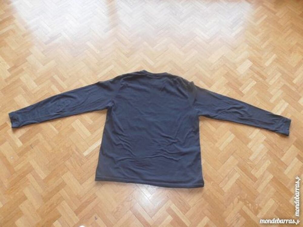 Tee-shirt RIVALDI (V8) Vêtements