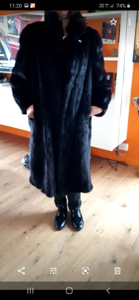 Manteau de vison 300 La Celle-Saint-Cloud (78)