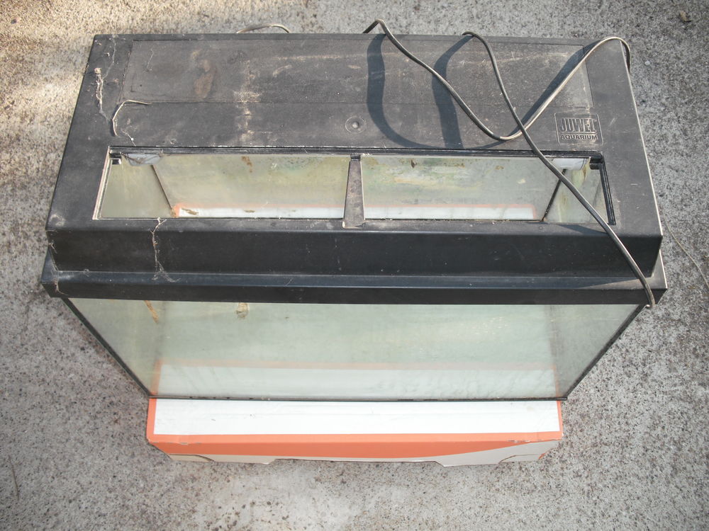   Aquarium 72 litres 