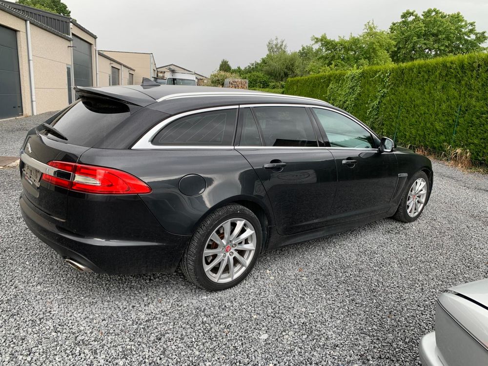 XF Sportbrake 2.2 D - 163 British Edition A 2015 occasion 59310 Auchy-lez-Orchies
