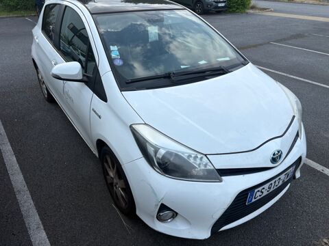 Toyota yaris 100h Style * (4 CV), Berline, Hybride, A