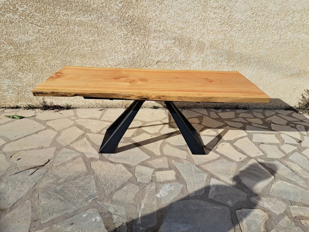 table bois massif style industriel Meubles