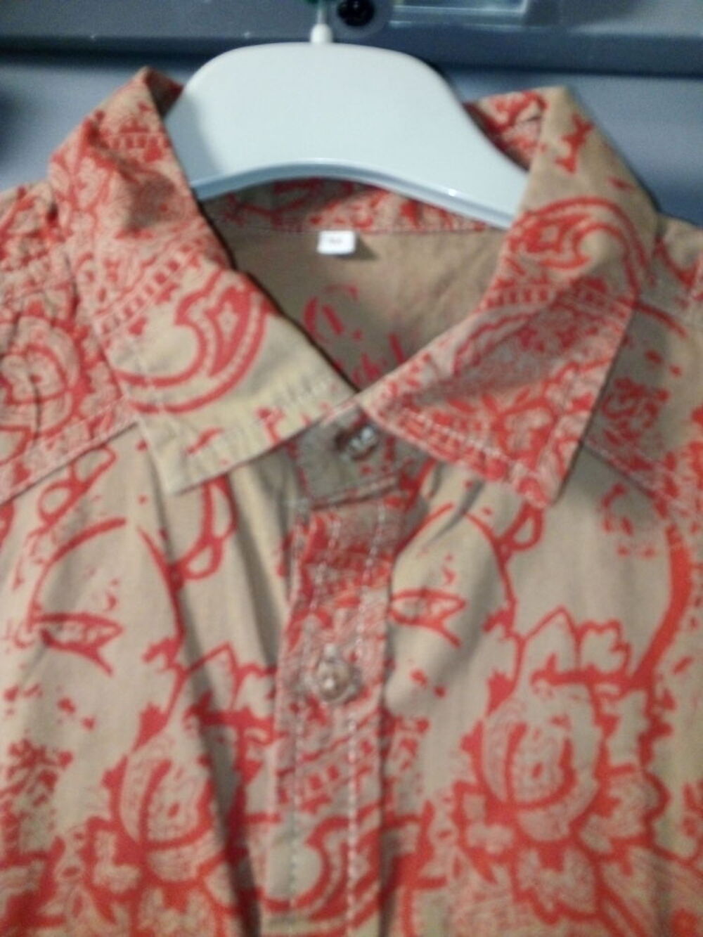 Chemise homme &agrave; manches longues &agrave; motifs Vêtements