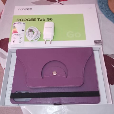 Tablette/téléphone Doogee G6 avec couverture de protection 100 Metz (57)