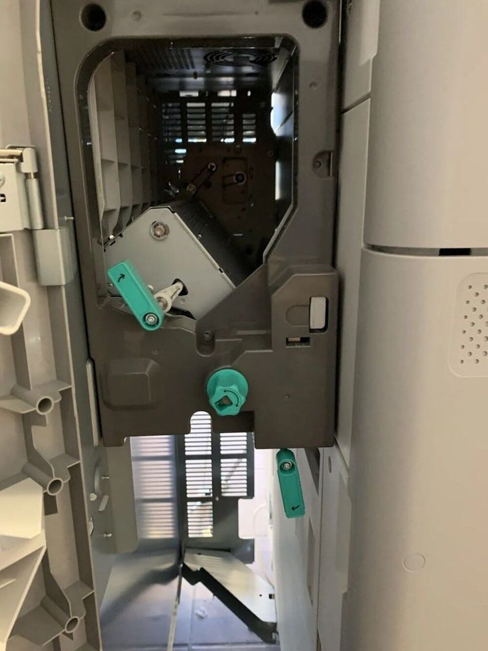 Imprimante Canon pro tres bon &eacute;tat Matériel informatique