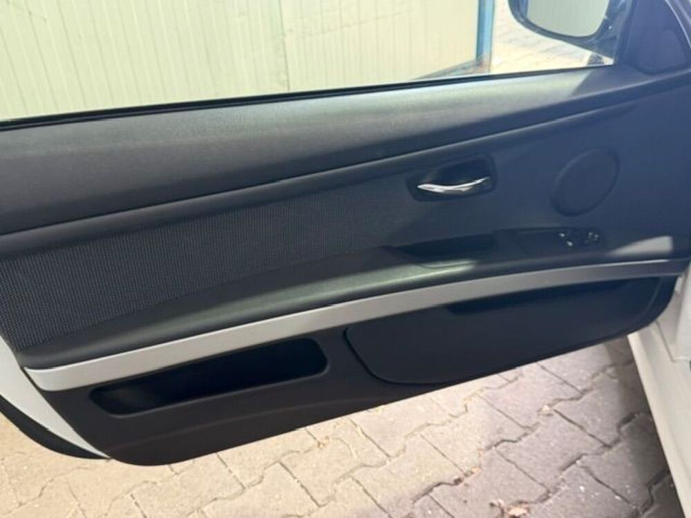 S&eacute;rie 3 Coup&eacute; 320d 184ch Edition M Sport 2011 occasion 67150 Gerstheim