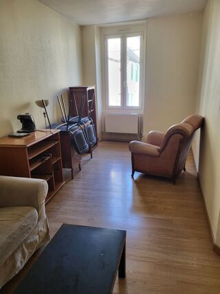  Appartement à louer 2 pièces 45 m²