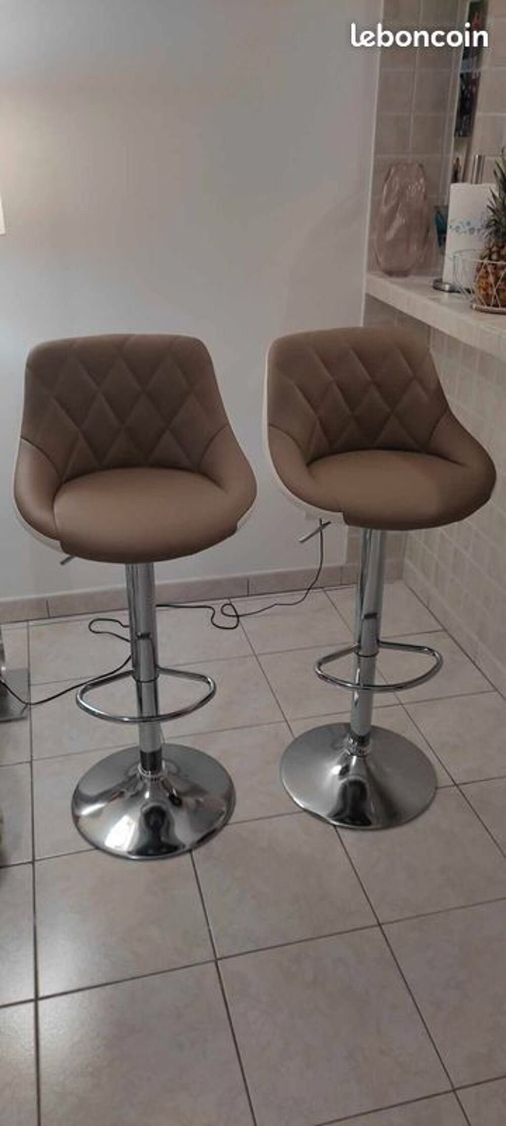 Chaise de bar beige Meubles