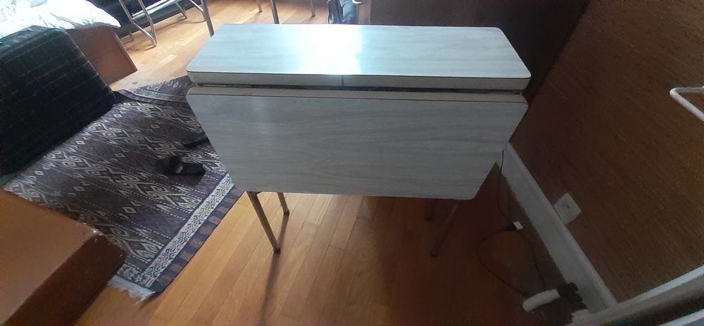 Table en formica ann&eacute;es 60 Meubles