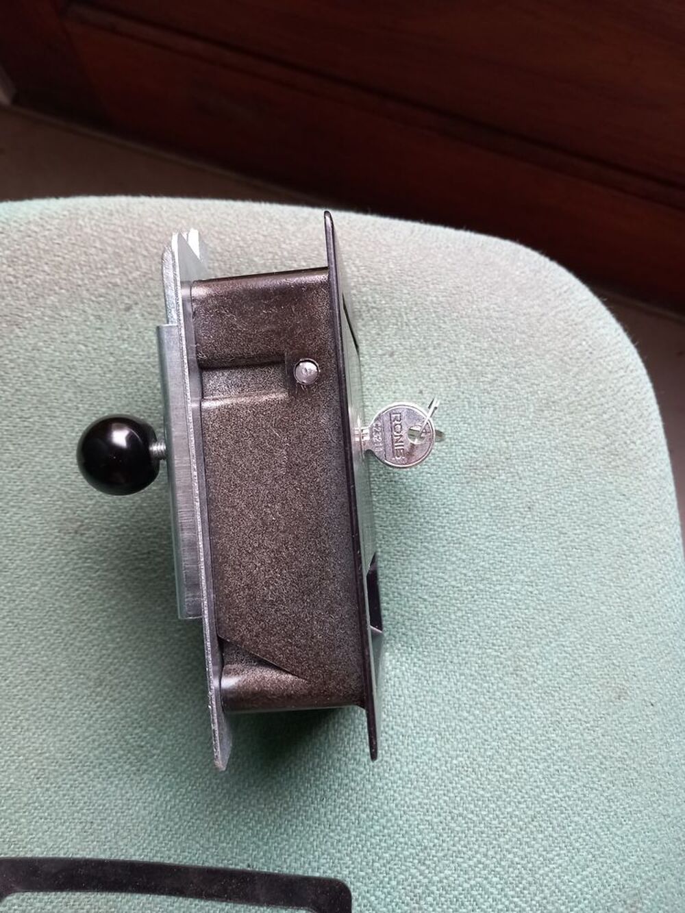 serrure de s&eacute;curit&eacute; avec cl&eacute;s en acier , &eacute;paisseur 40mm Jardin
