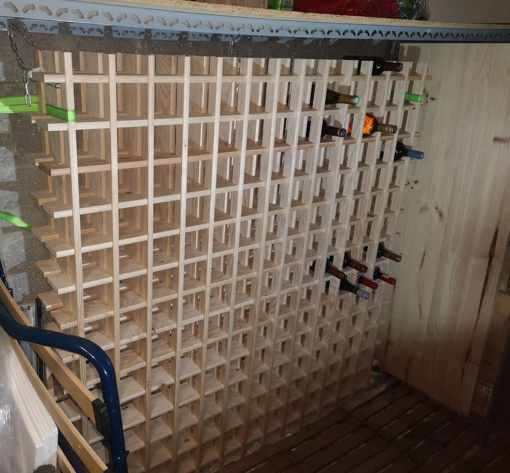Casier &agrave; bouteilles en pin massif brut 169 bouteilles Meubles