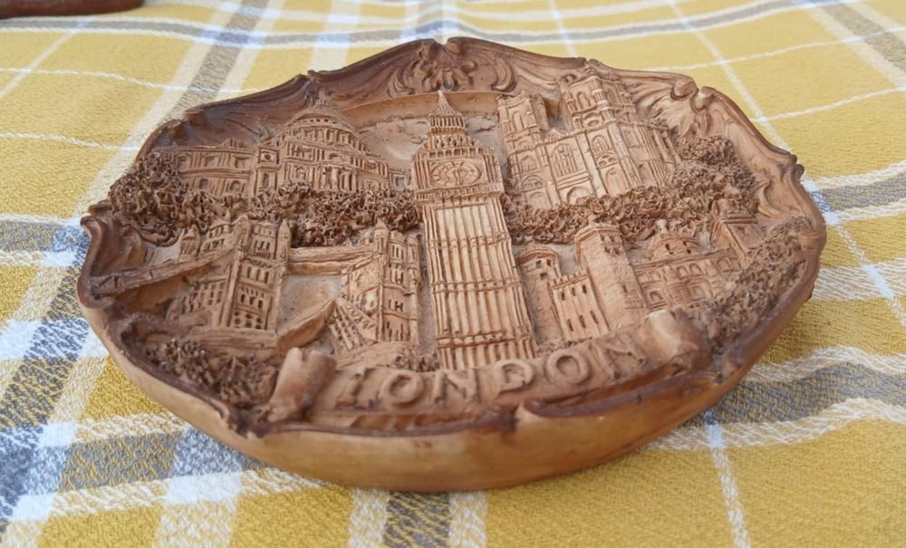 Assiette D&eacute;coration de 14,5 cm de diam&egrave;tre : D&eacute;cor en Relief Décoration