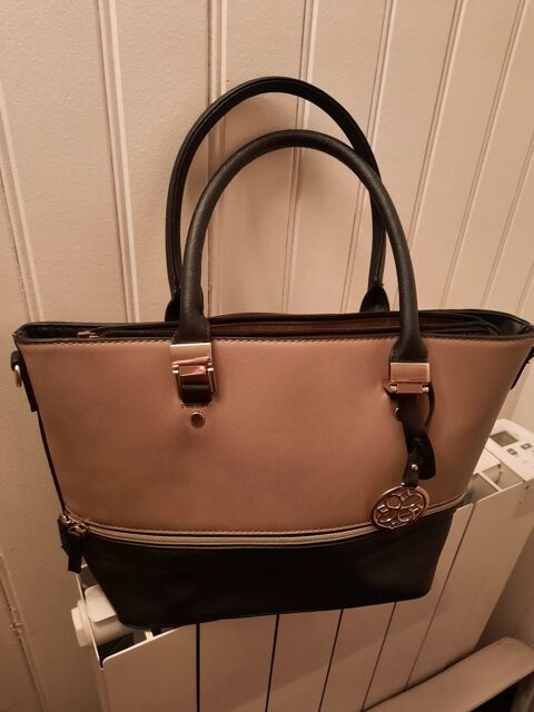 joli sac 15 Thiais (94)