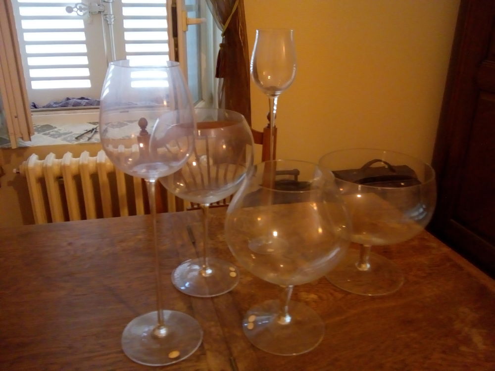 Verres g&eacute;ants cristal de boh&egrave;me. Décoration