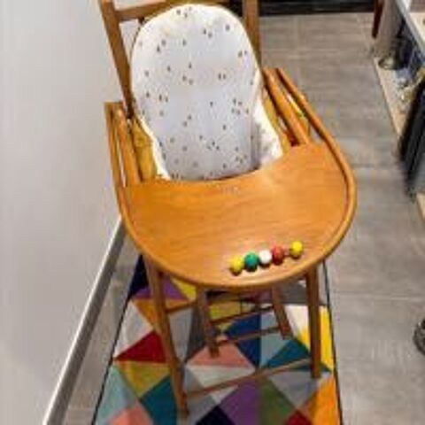 chaise haute en bois Roquebrune-sur-Argens (83)