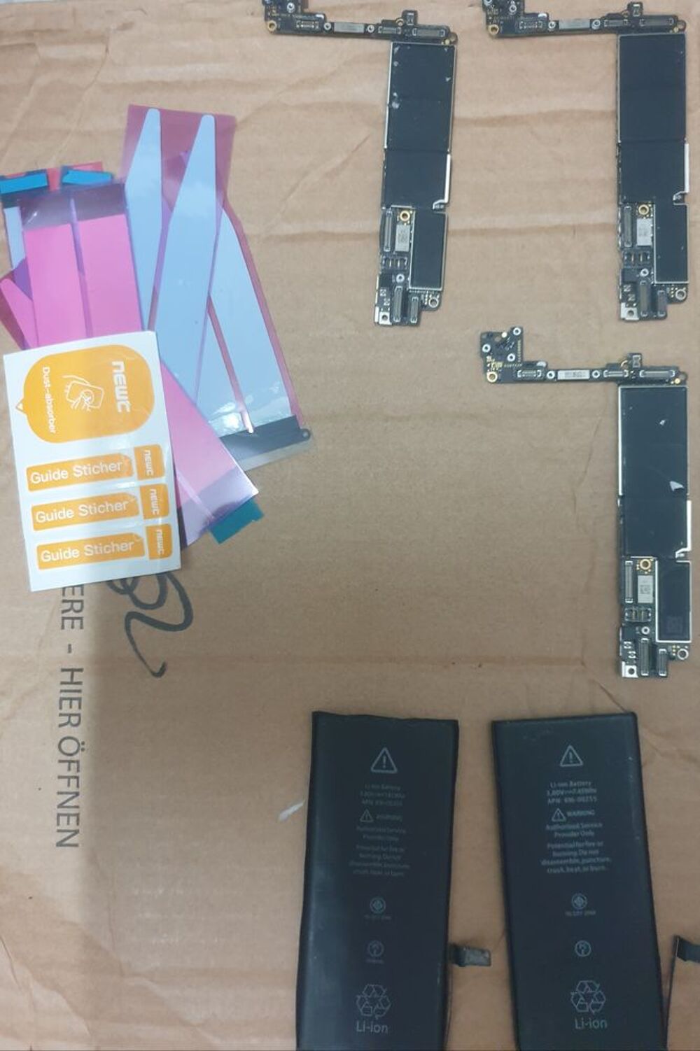 Lot de tablettes Apple pour pi&egrave;ces 1 Téléphones et tablettes