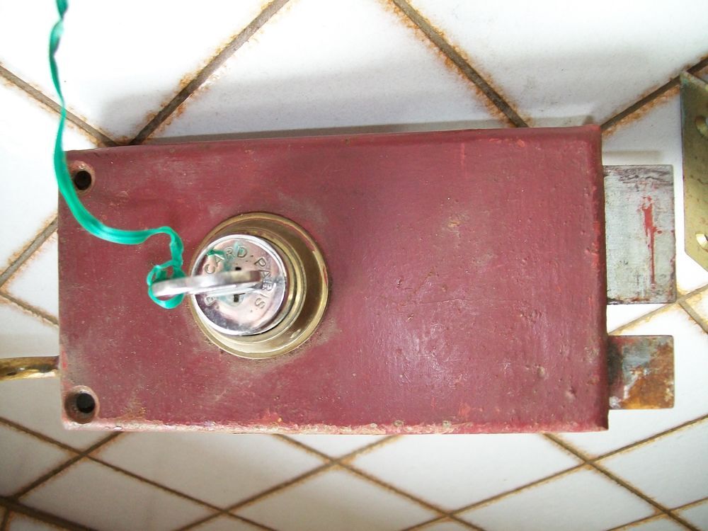 serrure Bricard Bricolage