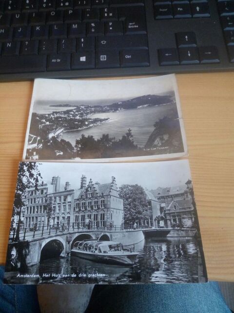 LOT DEUX CARTES POSTALES  AMSTERDAM LE CAP FERRAT 12 Levainville (28)