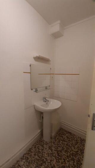  Appartement à louer 1 pièce 27 m²