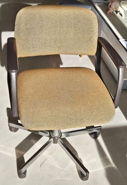 Fauteuil  roulettes: rglable en hauteur 20 Cannes (06)