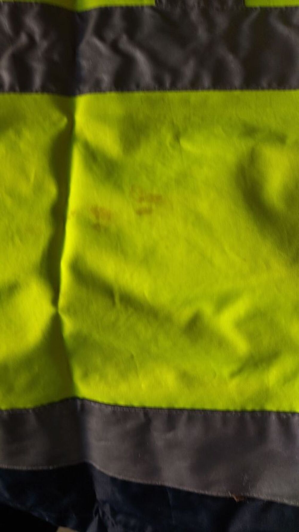 Veste r&eacute;fl&eacute;chissante .. Vêtements