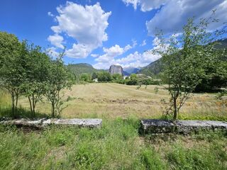  Remise / Grange à vendre 5199 m²