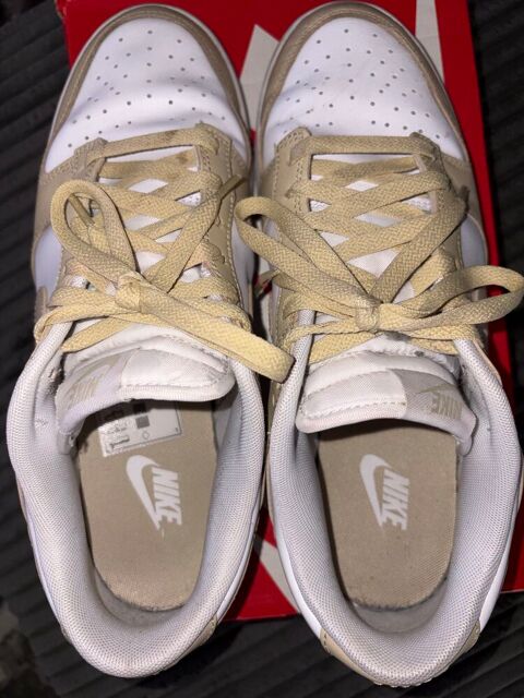 Nike Dunk Low beige/blanc €  T. (ta pointure) 35 Nantes (44)