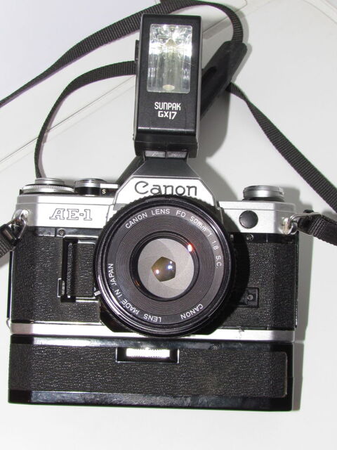 Appareil photo ancien CANON AE-1 140 Roquefort (47)