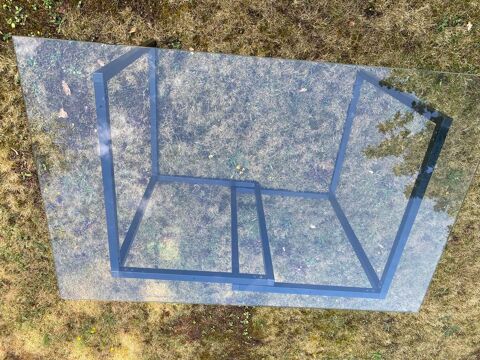 bureau en verre tremp  + trteaux. 80 Bressuire (79)