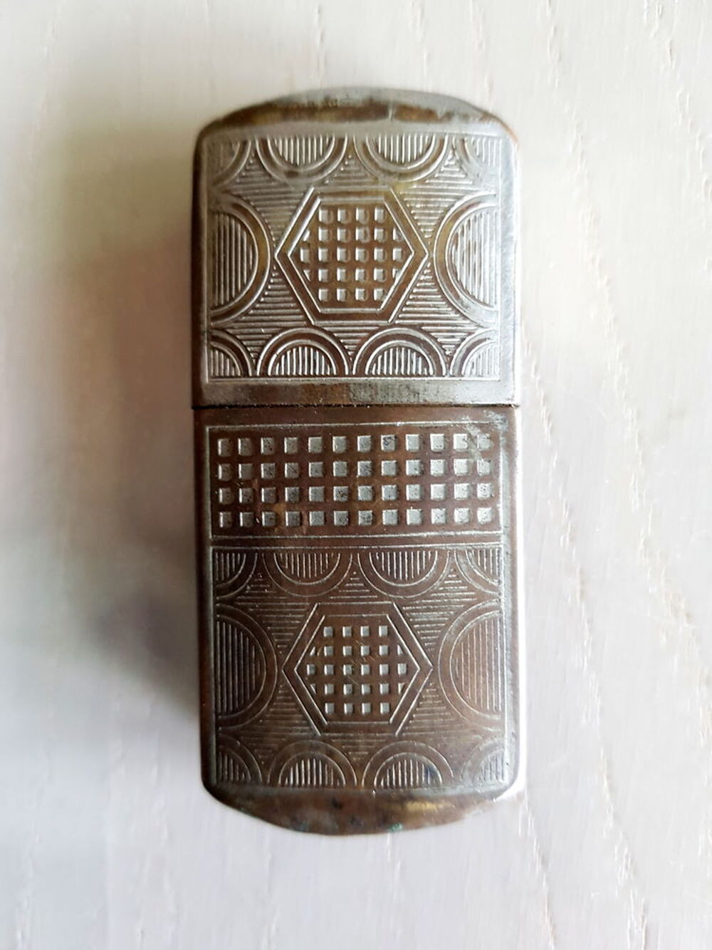 Briquet &agrave; essence ann&eacute;es 20/30 