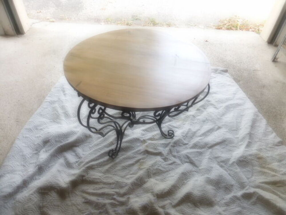 TABLE EN FER FORG&Eacute; Meubles