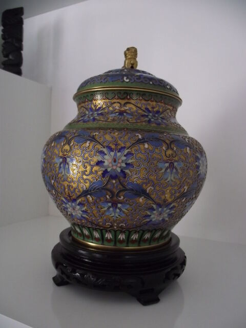 POTICHE EN EMAIL CLOISONNE AVEC SON COUVERT 190 Neuilly-Plaisance (93)