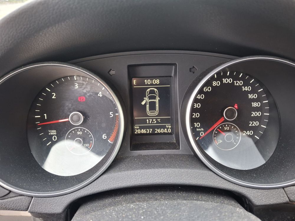 Golf Cabriolet 1.6 TDI 105 FAP 2011 occasion 33240 Saint-Laurent-d'Arce