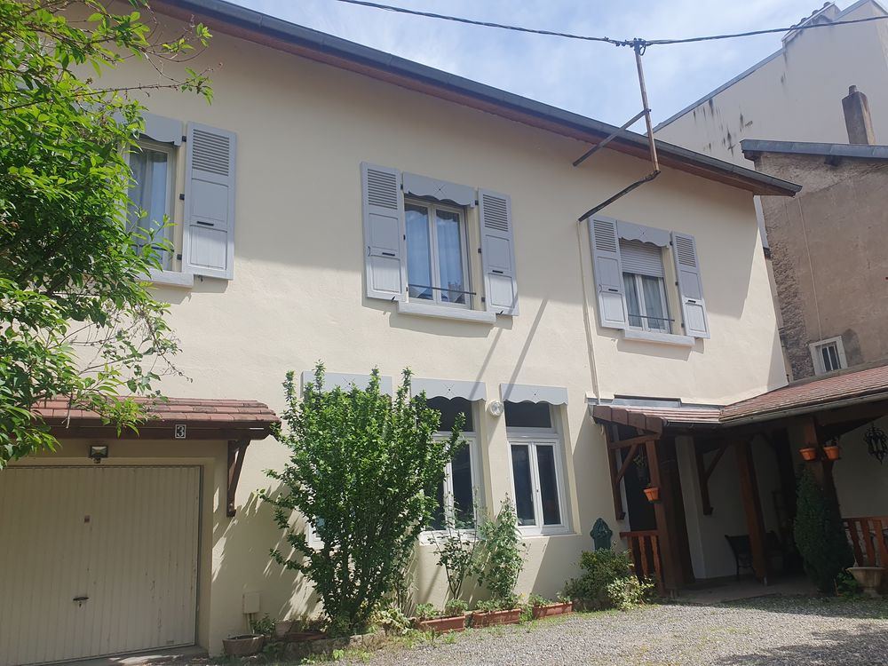Maison 7 pièces 200 m² · à Lons-le-Saunier · 200 m² · 375 000 €