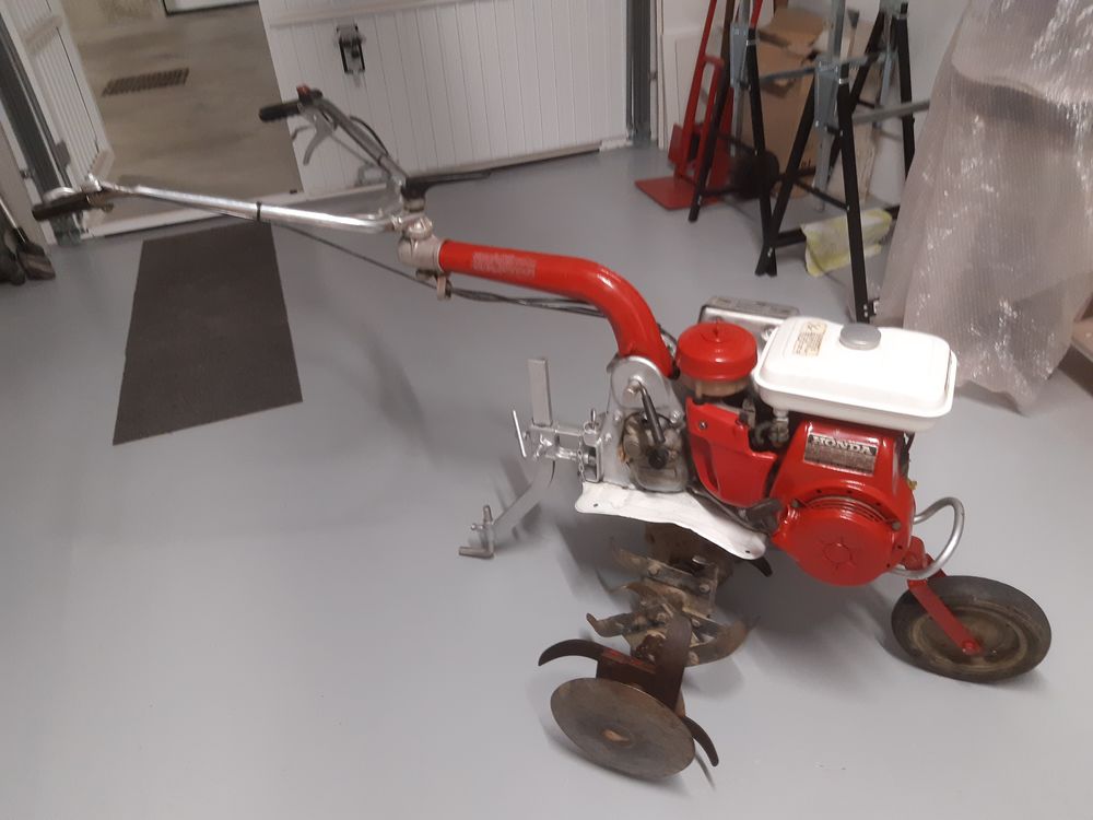 ce motoculteur Honda F400
Nombre de vitesses : 3 vi Bricolage